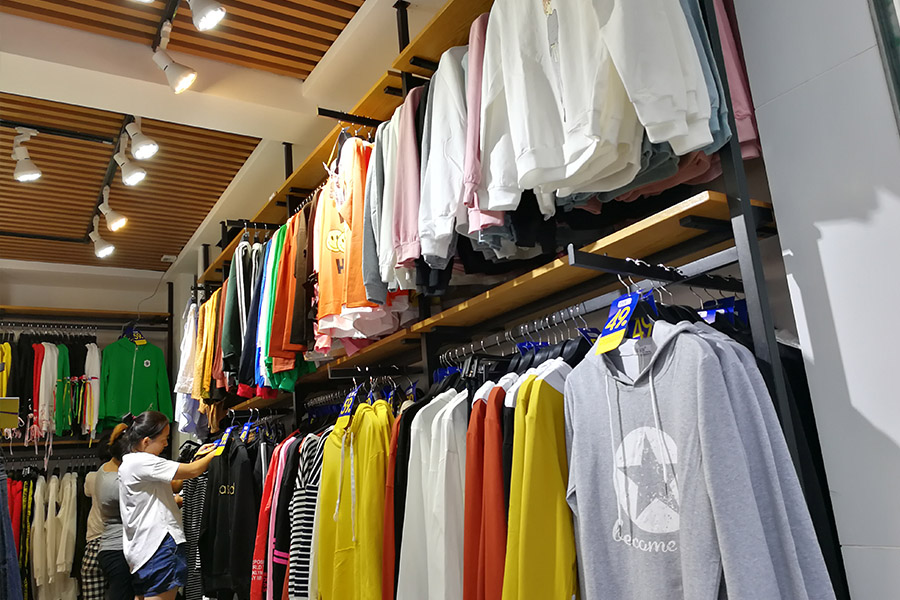 服裝店面設(shè)計